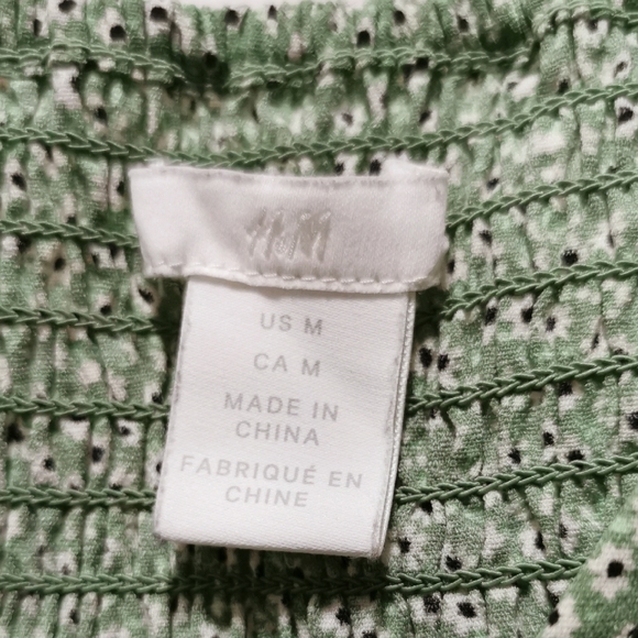 H&M Green Ruched Blouse - Picture 2 of 8